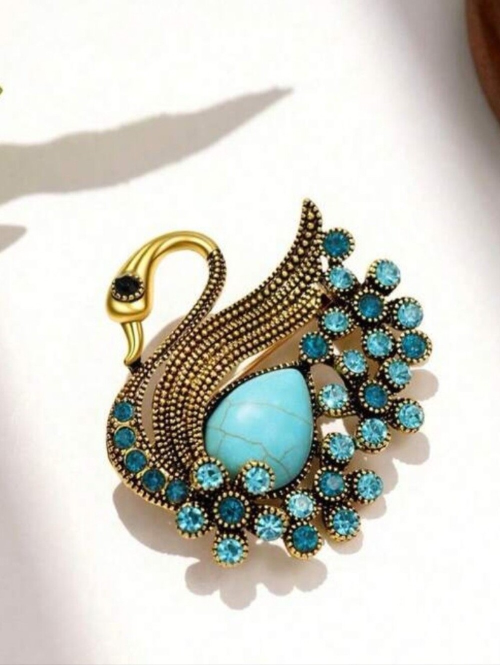 🌺Swan Brooch with Turquoise and Blue Crystal Accents Swan Accessories